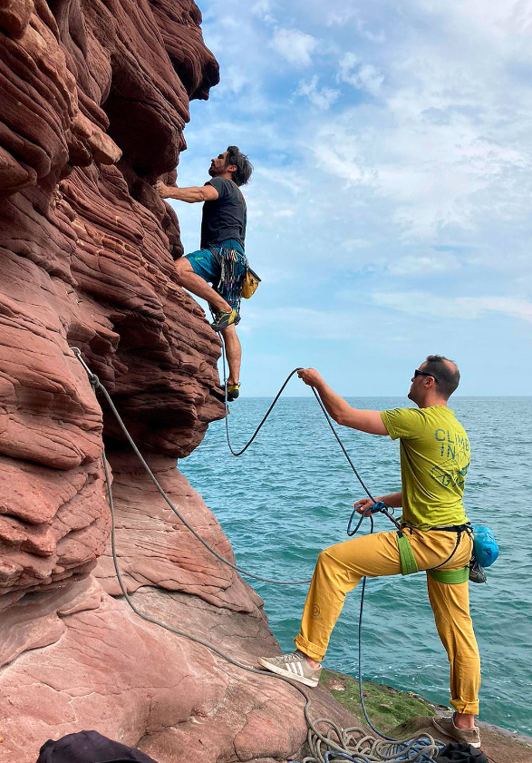 Beginners Rock Climbing Course in Scotland