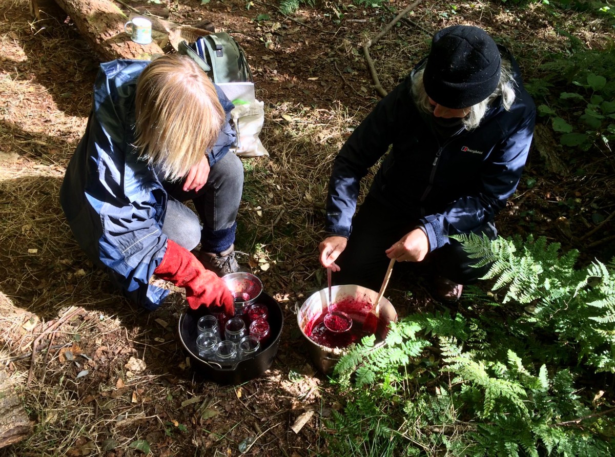 2-Day Autumn Foraging and Preserving Course in South London