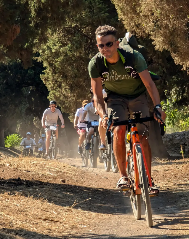 Guided E-Bike Day Trip from Rome: Appia Antica and Castel Gandolfo