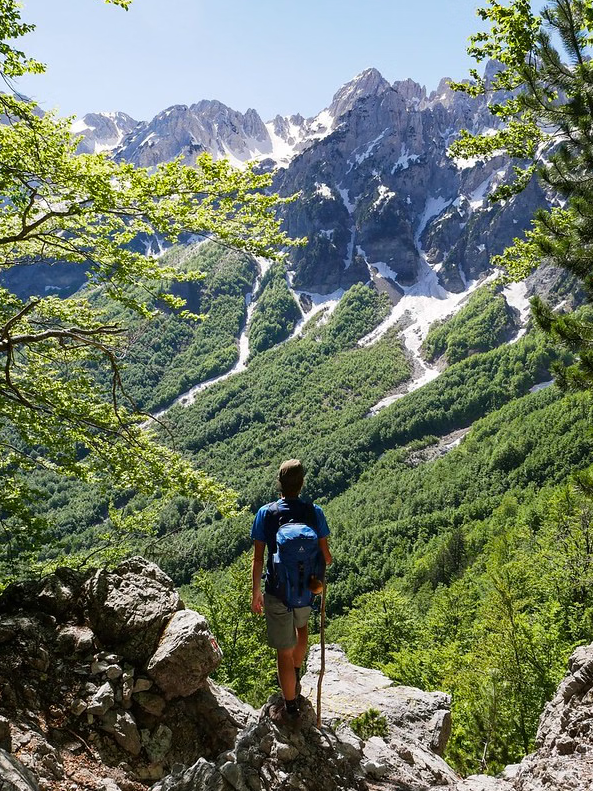 3-Day Albanian Alps Adventure: Valbona to Theth Hike and Komani Kayaking