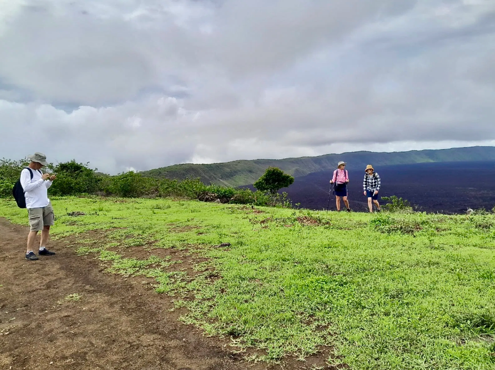 Hike to Volcán Sierra Negra and Volcán Chico, Isabela