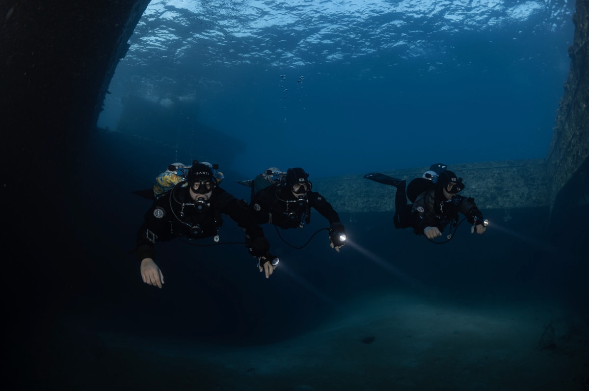 Tec 50: Extended-Range Technical Diving Programme