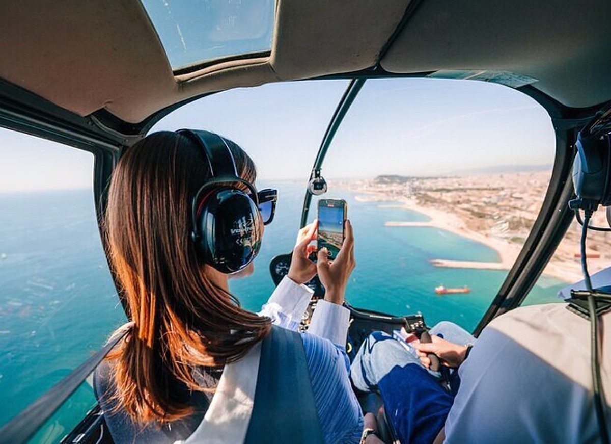 Private Helicopter Tour from Nice over Monaco, Cannes & the Riviera