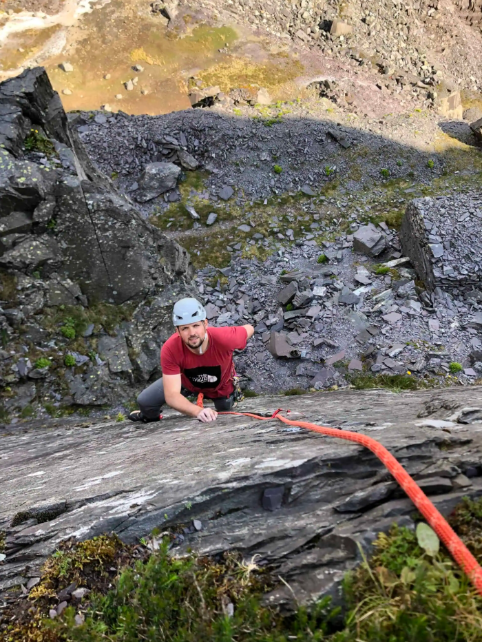 2-Day ‘Becoming an Independent Outdoor Climber’ Course in the Peak District