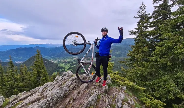 Pamporovo and Rhodope Mountains Bike Rental with E-Guide