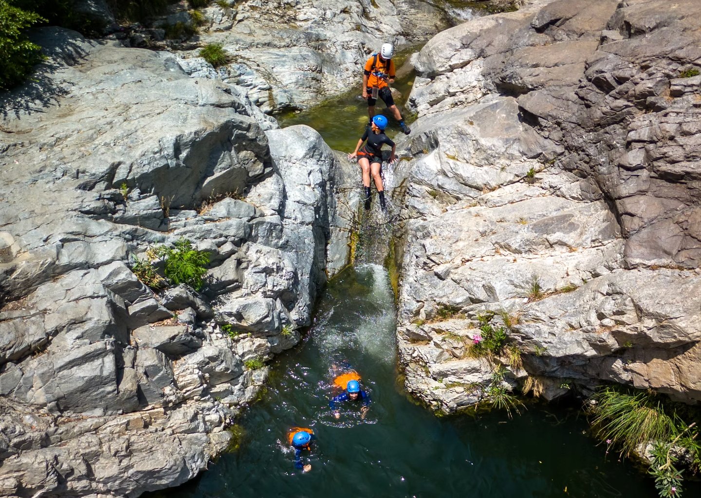 Benahavís River Walk: Canyoning Adventure Near Marbella