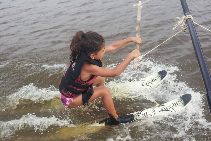 Water Skiing in Negombo: Guided Lagoon Session