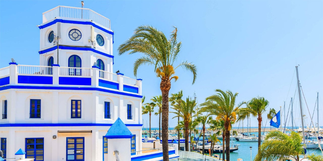 Private Sailboat Hire with Paddleboard in Estepona