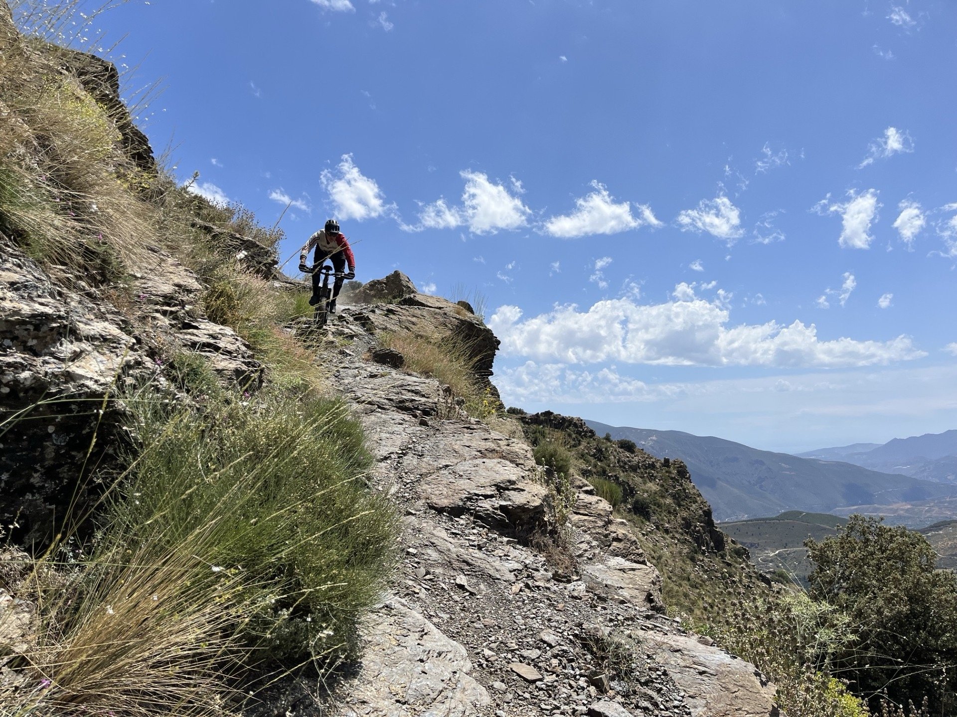 Enduro Mountain Bike Holiday: Sierra Nevada Summer