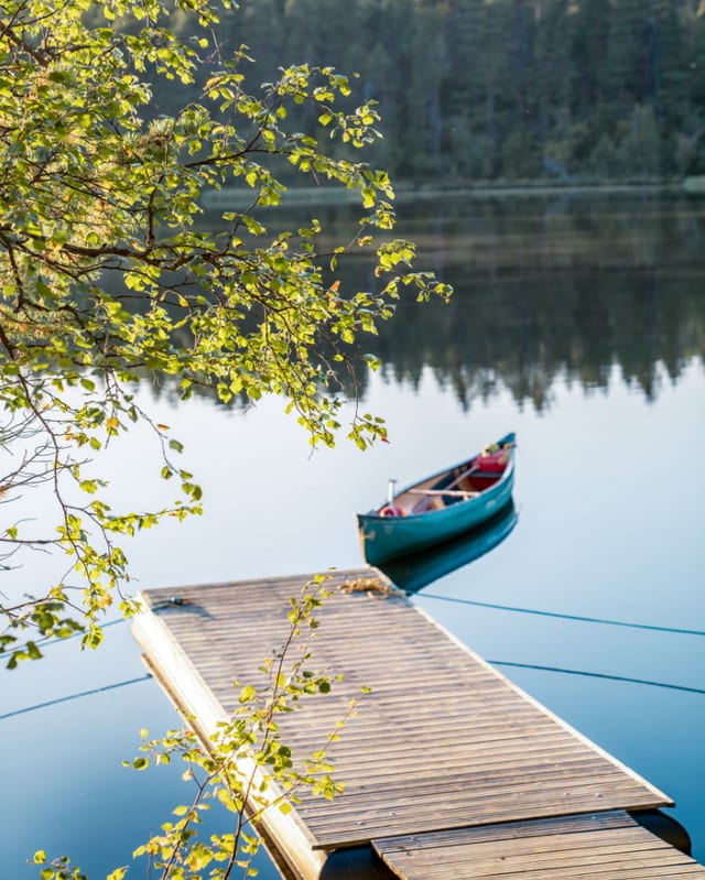 6-Night Summer Canoe & Bushcraft Skills Trip in Lemmenjoki