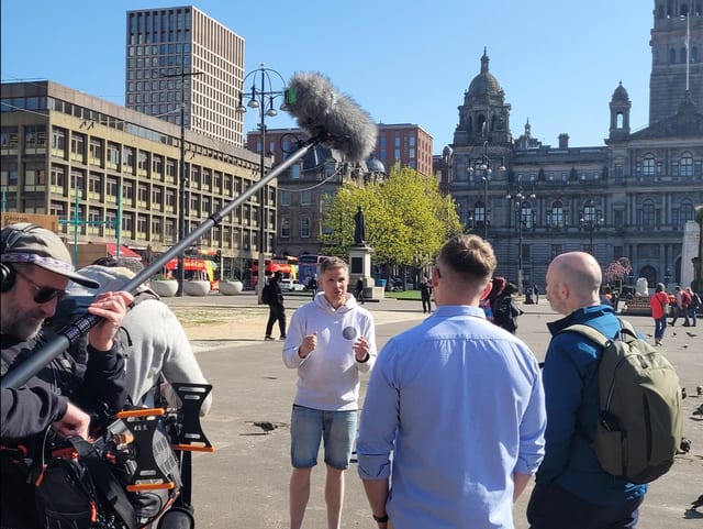 Classic Guided Bike and E-Bike Tour in Glasgow