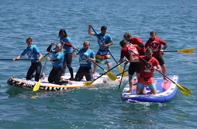 Racing Super SUP in Newquay