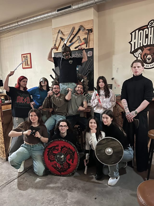 Premium Axe Throwing Session in Ruzafa, Valencia