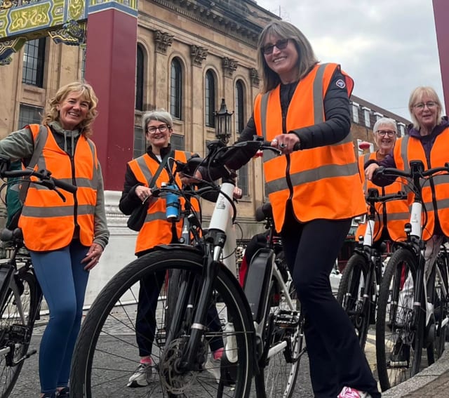 Liverpool City Centre Highlights E-Bike Tour