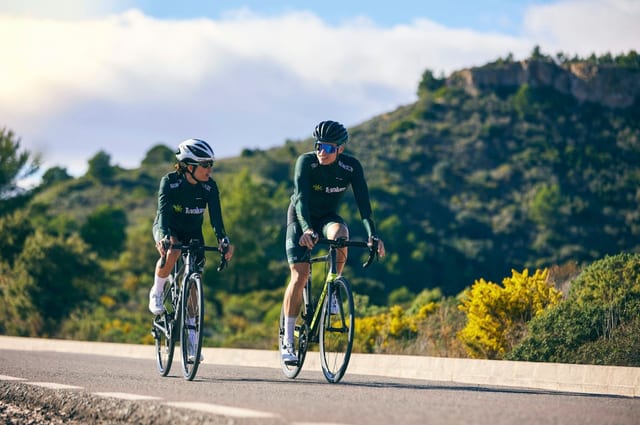 7-Day Winter Road Cycling Trip in Calpe, Spain