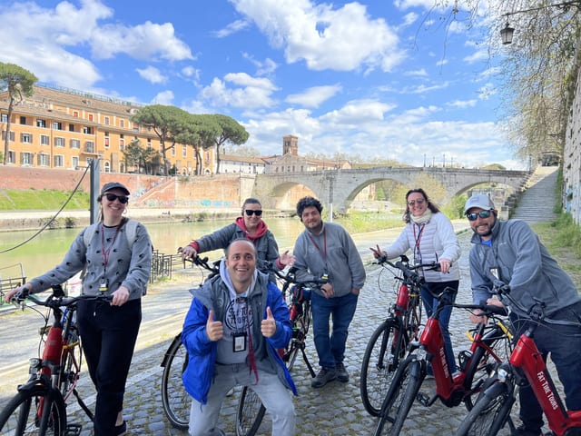 Rome E-Bike Street Food & Market Tour