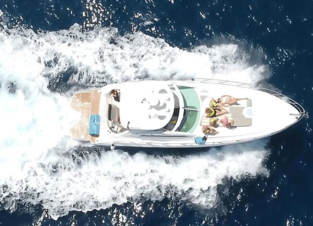Cabo 45ft Luxury Private Yacht Charter to El Arco with Snorkelling (Up to 8 Guests)