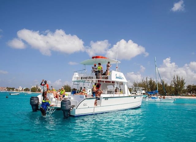 Isla Catalina Snorkel & Beach Day from Punta Cana with Lunch