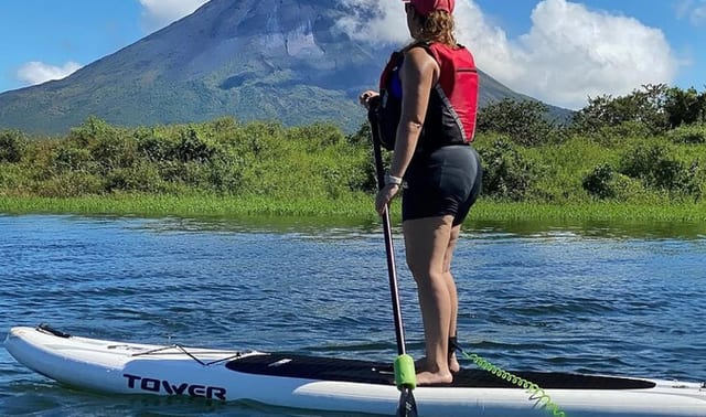 Lake Arenal Paddleboard & Hot Springs Private Tour from San Jose