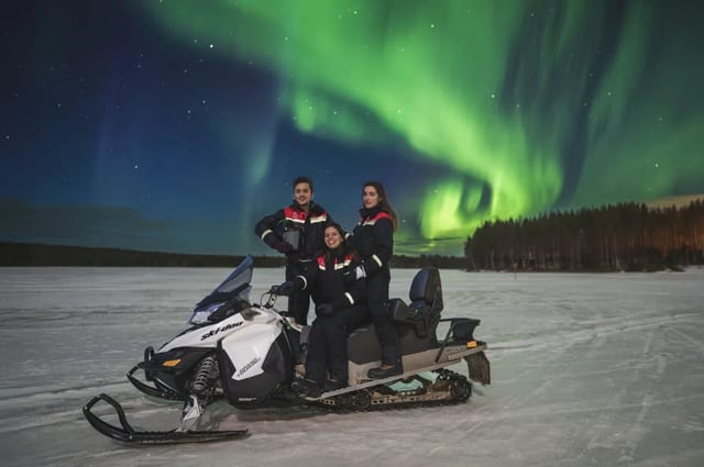 Northern Lights Snowmobile Safari in Rovaniemi