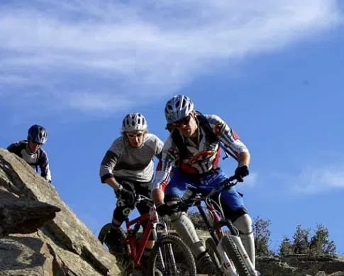 4-Night Ski and Mountain Bike Holiday: Sierra Nevada and Bubión