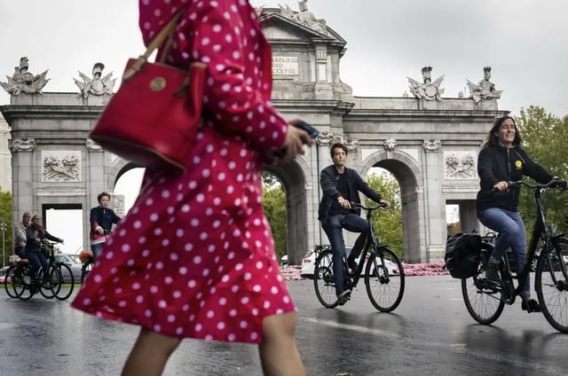 Madrid Mosaic E-Bike Tour