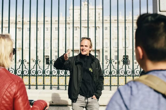 Madrid City Centre Walking Tour with Optional Tapas Stop
