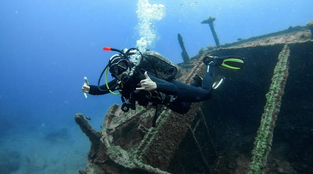 Wreck Diver PADI Specialty Course in Tenerife