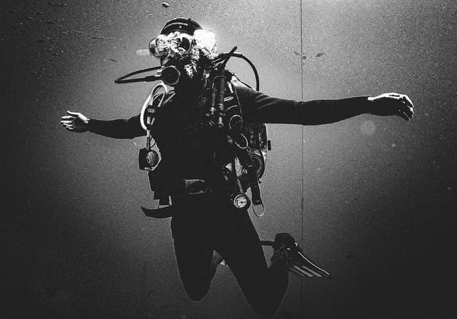 PADI Night Diver Course in Tenerife