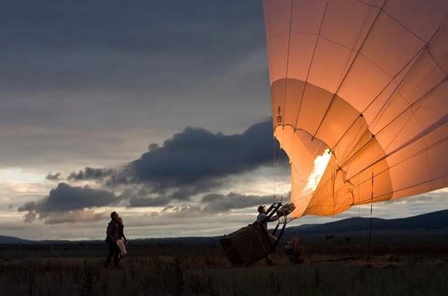 Private Hot Air Balloon Flight Near Madrid
