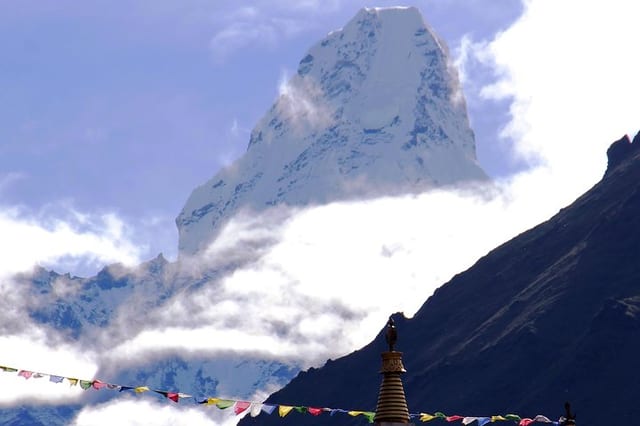 Everest Base Camp, Cho La Pass and Gokyo Ri Trek