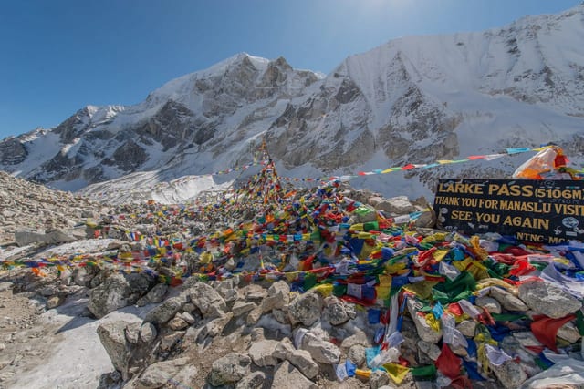 Manaslu Circuit Trek – 17 Days | Complete Larkya La Pass Adventure