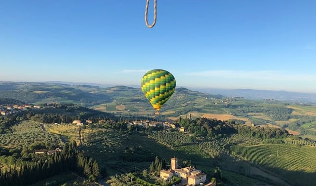 Experience the Magic of Tuscany from a Hot Air Balloon