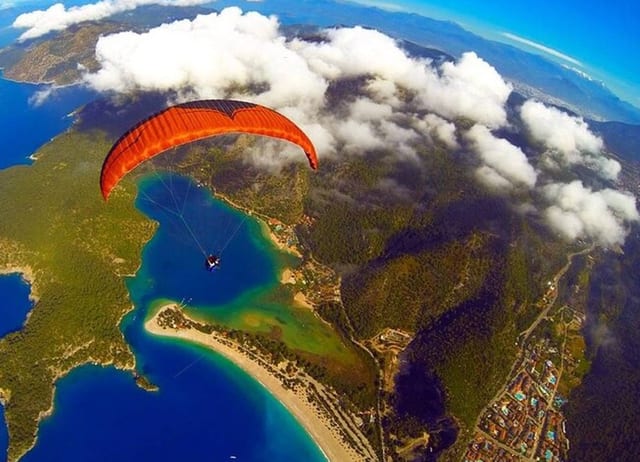 Fethiye Tandem Paragliding over Ölüdeniz with Hotel Transfers