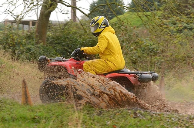 Quad Bike Trekking in Warwickshire