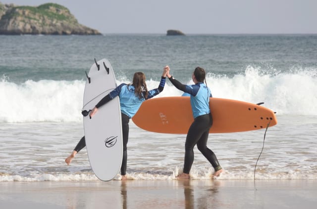 Couples Surf Lessons in Somo