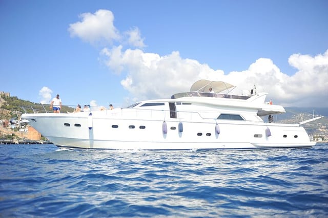 Private Luxury Yacht Tour from Side to Alanya