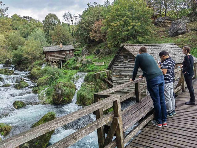 Private Hiking Day in Sipovo
