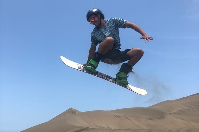 Sandboarding and 4×4 Dunes in Lima