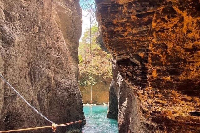 La Leona Waterfall Hike in Rincon de la Vieja