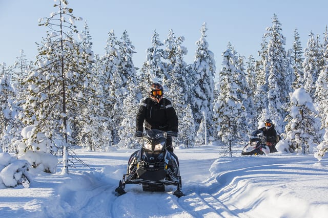 Heart of Wilderness Snowmobile Adventure in Rovaniemi