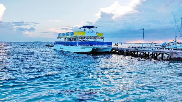 Sunset Cruise to Isla Mujeres in Cancún