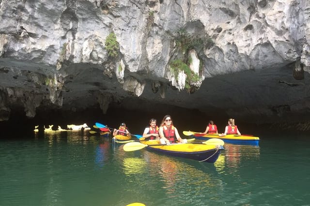 Overnight Kayaking and Sailing Cruise in Lan Ha Bay