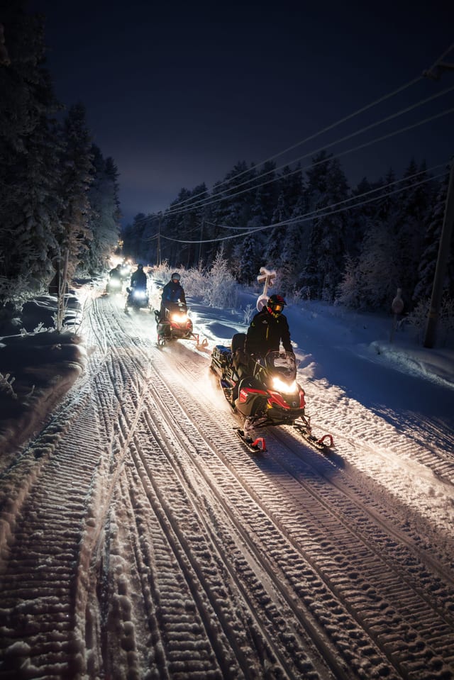 Night Snowmobile Safari in Rovaniemi