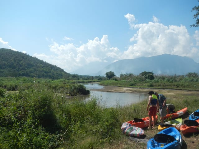 2-Day Mae Ping River Kayaking Adventure in Chiang Dao