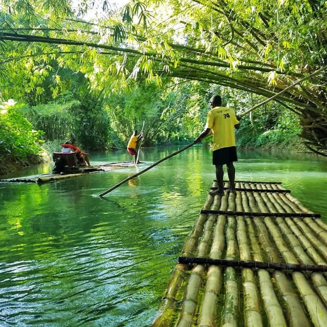 Blue Hole Rafting and Lunch in Ocho Rios