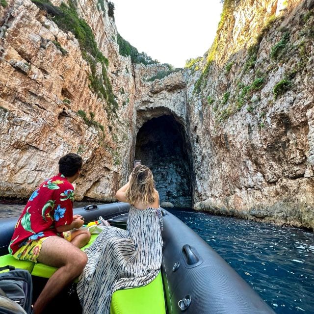 Haxhi Ali Cave & Karaburun Private Boat Tour in Vlorë