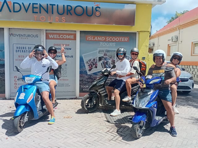 Location de scooters à Sint Maarten