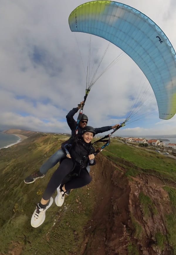 Tandem Paragliding in Mendiga