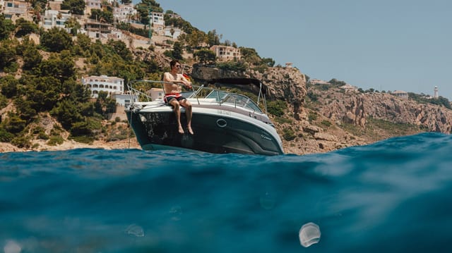 Private Boat Charter on Nonny Lou in Dénia